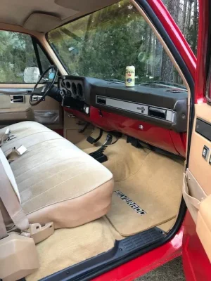 interior.webp interior.webp